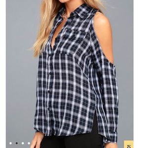 LuLu’s Plaid Cold-Shoulder Top